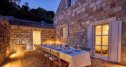 Villa Reverie - Seven Bedroom Villa, Sleeps 14