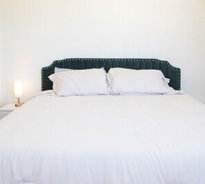 3 habitaciones, tabla de planchar con plancha y wifi gratis 