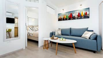 1 chambre, couette en duvet d'oie, décoration personnalisée, bureau