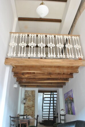 Maison, 2 chambres, vue ville | Coin séjour