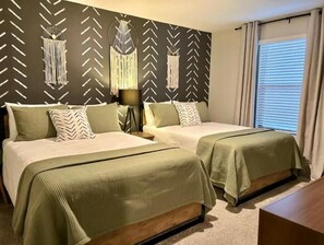 3 室のベッドルーム、アイロン / アイロン台、WiFi、ベッドシーツ