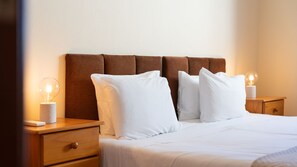 4 habitaciones, tabla de planchar con plancha y wifi gratis 