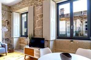 Interior - Apartamento Bright w/ Mesanine @formosa by Guestify (Porto)
