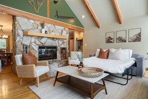 6 habitaciones, escritorio, wifi gratis y ropa de cama