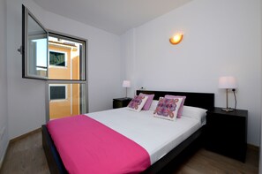 3 bedrooms, iron/ironing board, free WiFi, bed sheets - Apartamento en Sa Marina cerca de la playa (Alcúdia)