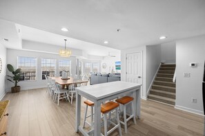 Dining - Pier Watch Villa, 2nd Row, Pool, 6 Bedroom, Water View (North Myrtle Beach)