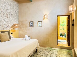 Luxury Double Room | In-room safe, individually decorated, individually furnished, free WiFi - Kuka y & Letras (Mérida)