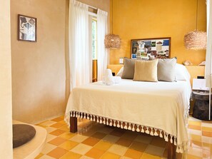 컴포트 스튜디오, 정원 전망 | 객실 내 금고, 각각 다른 스타일의 인테리어, 각각 다르게 가구 비치, 무료 WiFi