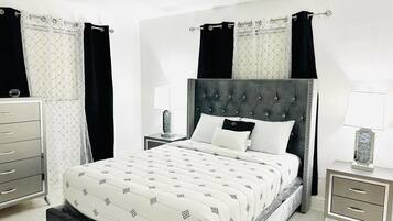 2 bedrooms, iron/ironing board, WiFi