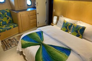 3 slaapkamers, een strijkplank/strijkijzer, wifi, beddengoed