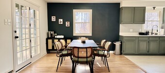 Veda Vista - A Rustic Modern Home 10 min from Harpers Ferry National Park