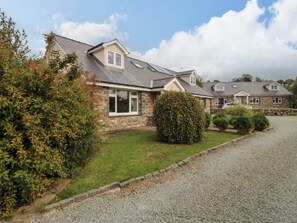 Exterior - Ty Ni (Dyffryn Ardudwy)