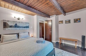 4 bedrooms, WiFi, bed sheets
