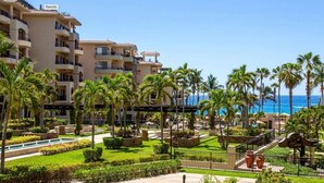 Property grounds - Beachfront, Premium Ocean View, 5 Star (Cabo San Lucas)