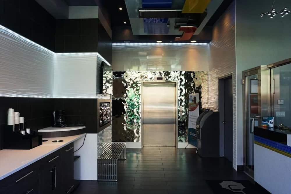 Umbrella Hotel