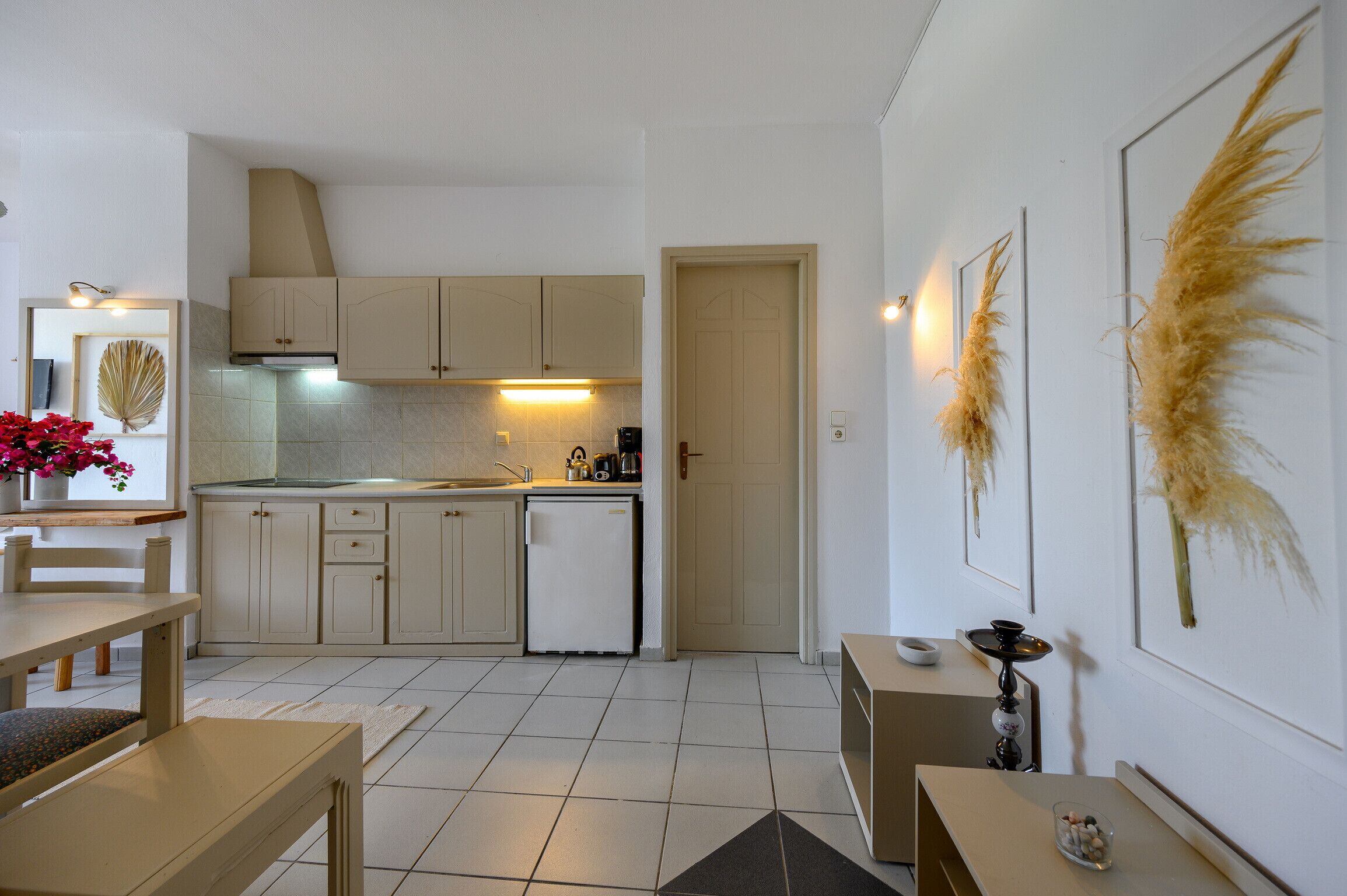 Fridge, coffee/tea maker, electric kettle, toaster