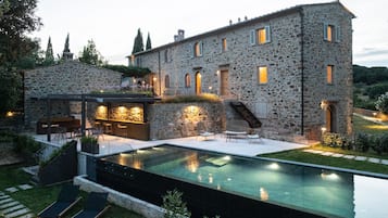 Piscina externa