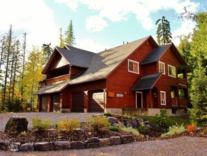 Exterior - Polar Peak Lodges by Fernie Lodging CO (Fernie)