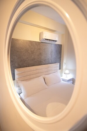 Premium Apartment | Hypo-allergenic bedding, minibar, individually decorated - Dream Apartments Saranda (Sarandë)