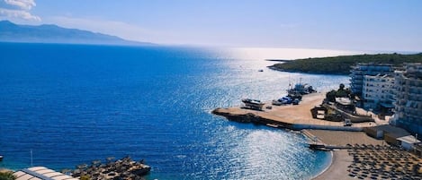 Plage privée à proximité, navette pour la plage, 7 bars de plage