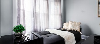 Cozy 1 bedroom Apartment Sleeps 4
