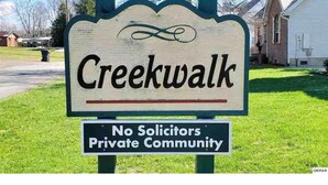 A sign for Creekwalk, a private community with no solicitors. - Cozy Cottage (Pigeon Forge)
