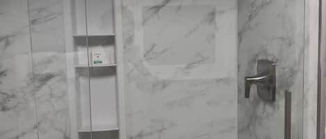 Towels, soap, shampoo, toilet paper