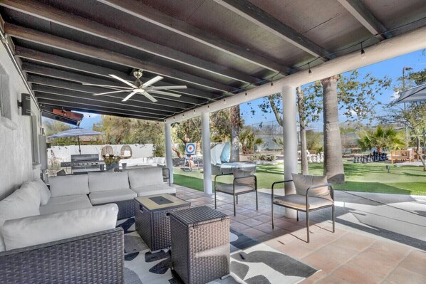 Terrace/patio - Lux Villa|Tennis+Pickleball+Golf+Basketball+4Suite (Scottsdale)