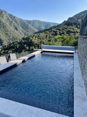 A heated pool - Gîte Lou Treillat Villa Avec Piscine Chauffée (Pied-de-Borne)