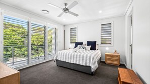 3 soveværelser, skrivebord, strygejern/strygebræt, Wi-Fi