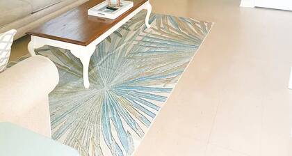 Bay View, Fishing, Watersports, Tropical Yard, Central Location!