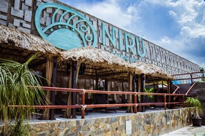 2 restaurants, breakfast, lunch, dinner served; Regional cuisine 