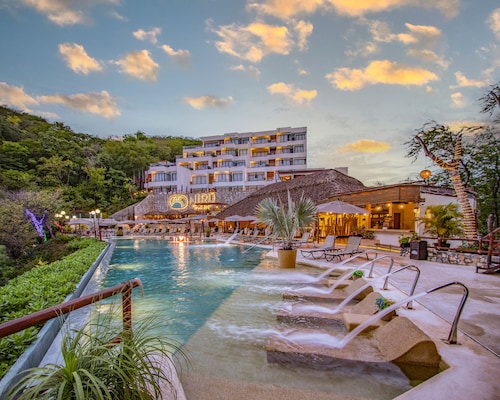 Nirú Ocean Suites by Binniguenda