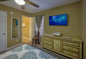 2 bedrooms, iron/ironing board, travel cot, WiFi