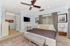 4 chambres, fer et planche à repasser, accès au Wi-Fi (inclus)
