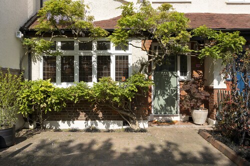 Charming 4-bed House in South East London