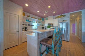 Ferienhaus (4 Bedrooms) | Eigene Küche | Kühlschrank, Mikrowelle, Ofen, Herdplatte