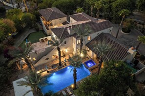 Villa (Multiple Bedrooms) | Façade de l’hébergement