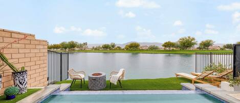 House (4 Bedrooms) | Front of property