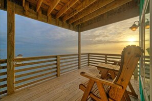House (4 Bedrooms) | Interior - Waterfront w/ Bay Views, Shared Pool & Boat Dock Marlin Madness by Avantstay (Corpus Christi)