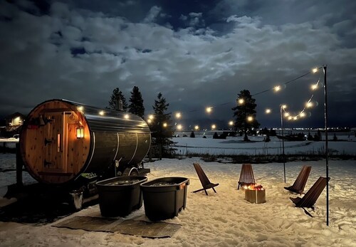 Serene & Spacious, Mountain views minutes from Glacier Park, Skiing, & Lakes!