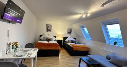 Modern Apartment With 2 Queen Sized Beds in Gütersloh