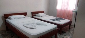 3 chambres, draps fournis