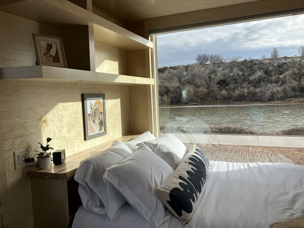 1 bedroom - Tiny home with one queen bed on main floor and full size futon. (Grand Junction)