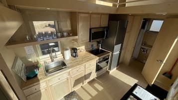 微波炉、烤面包机