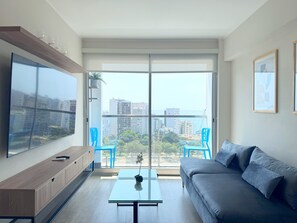 Smart TV - Ocean View 1BR - TV 65" - Pool - Jacuzzi 1609 (Barranco)