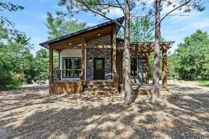 Exterior - NEW! SEXY Cabin~Adult Getaway (Broken Bow)