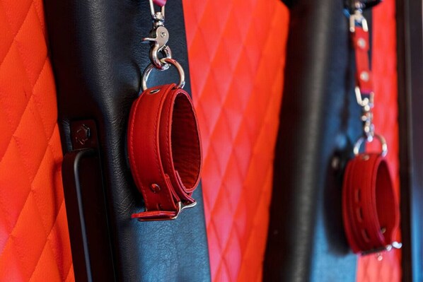 Unclassified image, 1 of 15, button