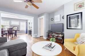 TV connectée, cheminée