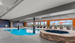 Indoor pool - Lakeview House, 4 BD, Hot Tub, Community Pools (Branson)